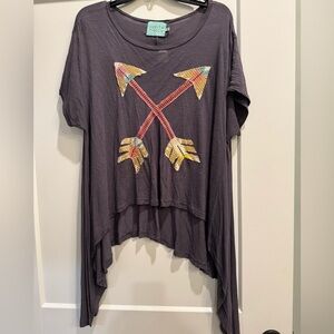 Judith March Gray oversized Arrow appliqué boho top